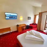 Szálloda Alpin - Garni 3*