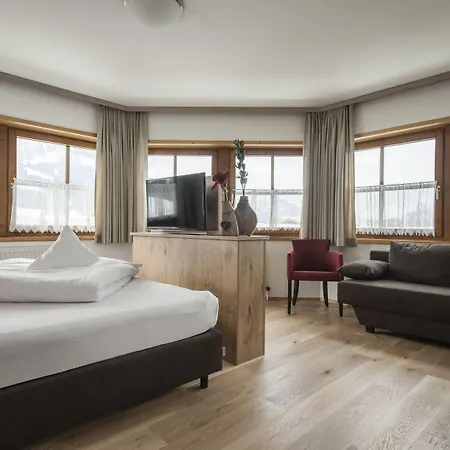 Alpin - Garni Hotel 3*