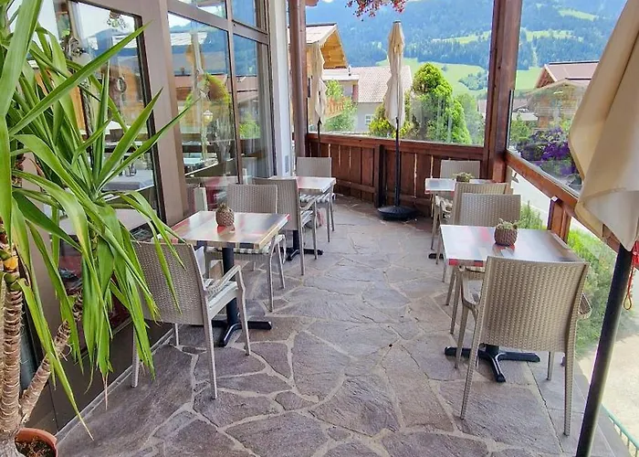 Alpin - Garni Szálloda Scheffau am Wilden Kaiser