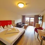 Hotell Alpin - Garni 3*