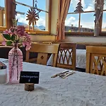 Alpin - Garni 3*