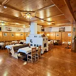 Alpin - Garni Hotell
